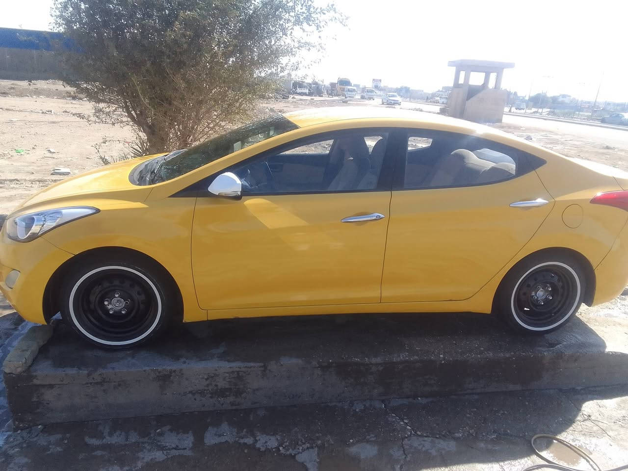 السلام عليكم النترا خليجي موديل 12
محرك 1800دوش حداديه تخم تاير رقم دولي دواخل بيجي 
كفاله من العيب الشرعي والمعجون السعر 88وبيه مجال قليل بااسمي رقم صاحب السياره *********** خوان هاذه رقم صاحب سياره لحد يراسني
