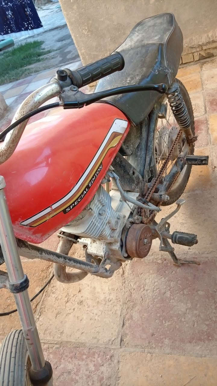 دراجه للبيع سعرها 300وبيها مجال بصيط الاستفسار
***********
