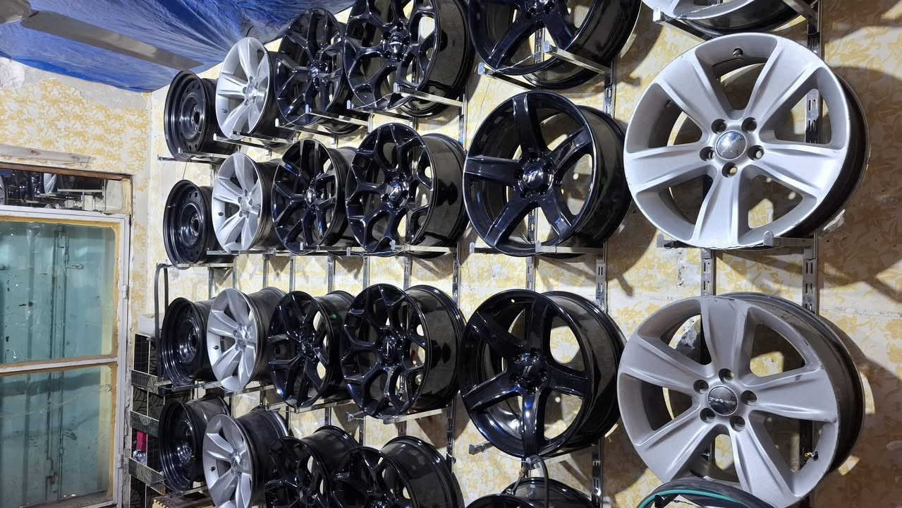 سلام عليكم خدمات المياحي للويل كب ***********ذي قارالرفاعي ***********شغال امراوس اصلي تاير زيروشرط
