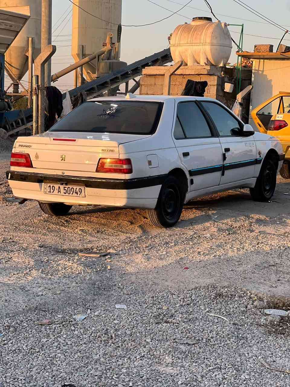 سلام عليكم
 سياره للبيع او مراوس سياره بيجو أكد مديل ٢٠١٦  سياره محرك ١٨٠٠ كير خير من الله و جدد تبريد تاخم تأيرات رقم انكليزي مشروع وطني بسمي سنويه ٢٧   حداديه فوك نص عمر  غرفته حلوه ونضيفه عضمته شوف العين سياره حليوه اني حلاق اروح بيه لمحل ما مشتغله تكسي  شاشه  دمام بيه  تخم سماعات لايتات عالي ونص أصفر والعالي زنون ابيض سياره ضرره فقط بارد بل جاملغ الخلفي وبسيط من جهت قبق بانزين والبنيد عندي طار بدلته وتاذه ويا الجاملغ الايسر فقط بس ذني والباقي كفاله من معجون او حار أو معمره خياسات ما بيه ولا ملقطه سياره نضيف تجي وتشوف مكاني كربلاء ورقم سياره هم كربلاء سياره ٤٨ وليه مجال بسيط رقمي ***********
