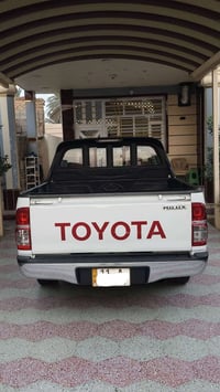 هيلوكس ٢٠١٤ • كويتي شاصي ١٩ • اوتوماتيك رقم بغداد