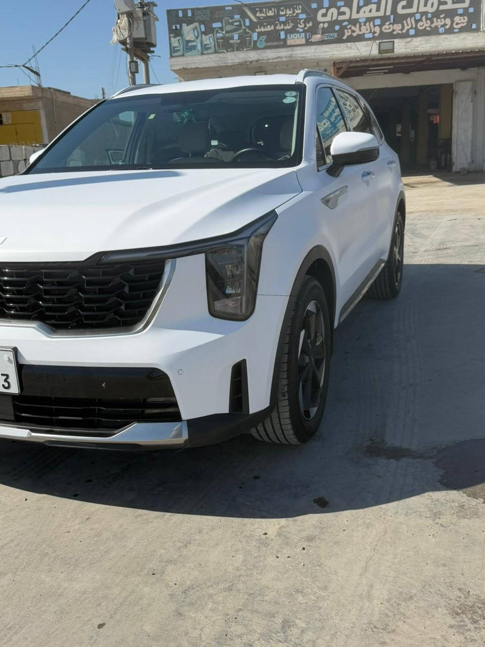 سورنتو 2025 مراوس بمارسيدس
6سلندر 
ماشيه 30 الف 
مكفوله حته من رصعه  جاهزه مغلفه من داخل والخارج 
***********
***********
