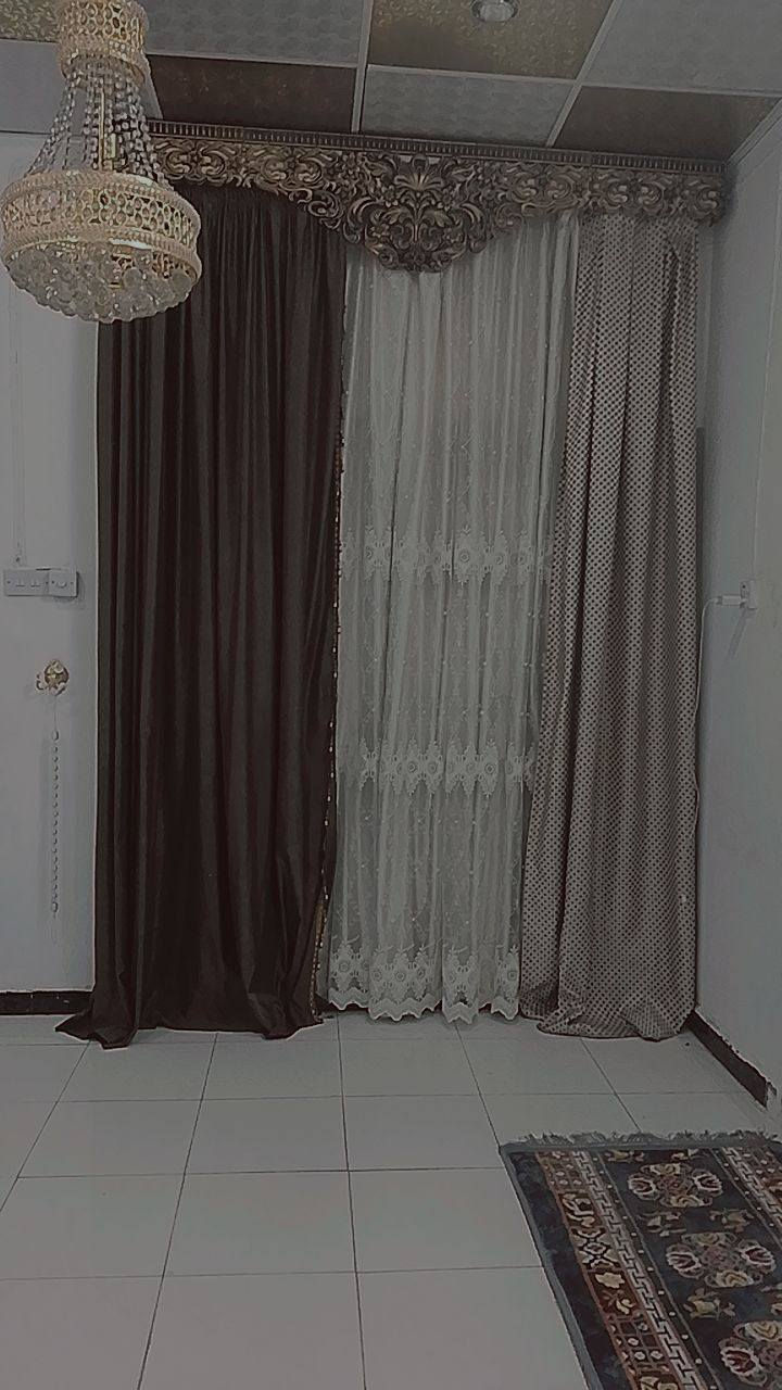 مكلفة  بالنشر🔥🔥 بردات عدد 2  مع السكةعرض مترتين ونص والارتفاع 3 متر السعر ٧٥ الف الشراي يتصل ***********
