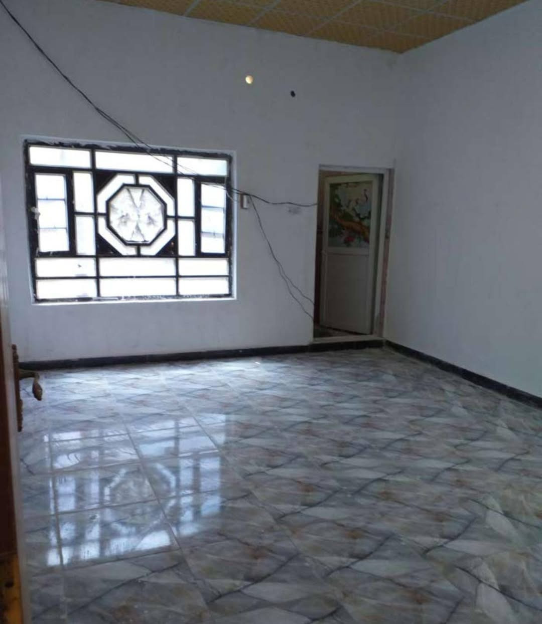 متوفر بيت للأيجار في ابي الخصيب مناوي لجم سعر الأيجار 750 يتكون من 4 غرف طابقين استقبال صالة عدد 2 صحيات داخلية و خارجية
للأستفسار *********** علي السيلاوي
#استقبل كافة عروضكم
