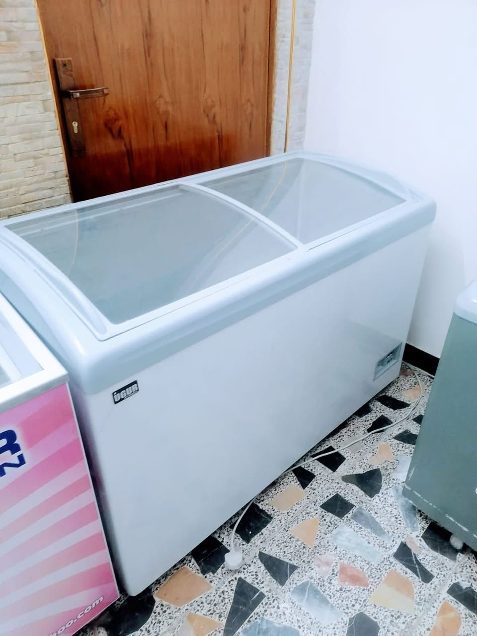 عارضات للبيع كلة نظيف اخو الجديد وكلة تركي الاصلي المكان بغداد مدينة الصدر الشراي يتصل علة الرقم***********
