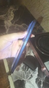 سامسونج جالاكسي • شاشة مكسورة • ذاكرة ٦٤