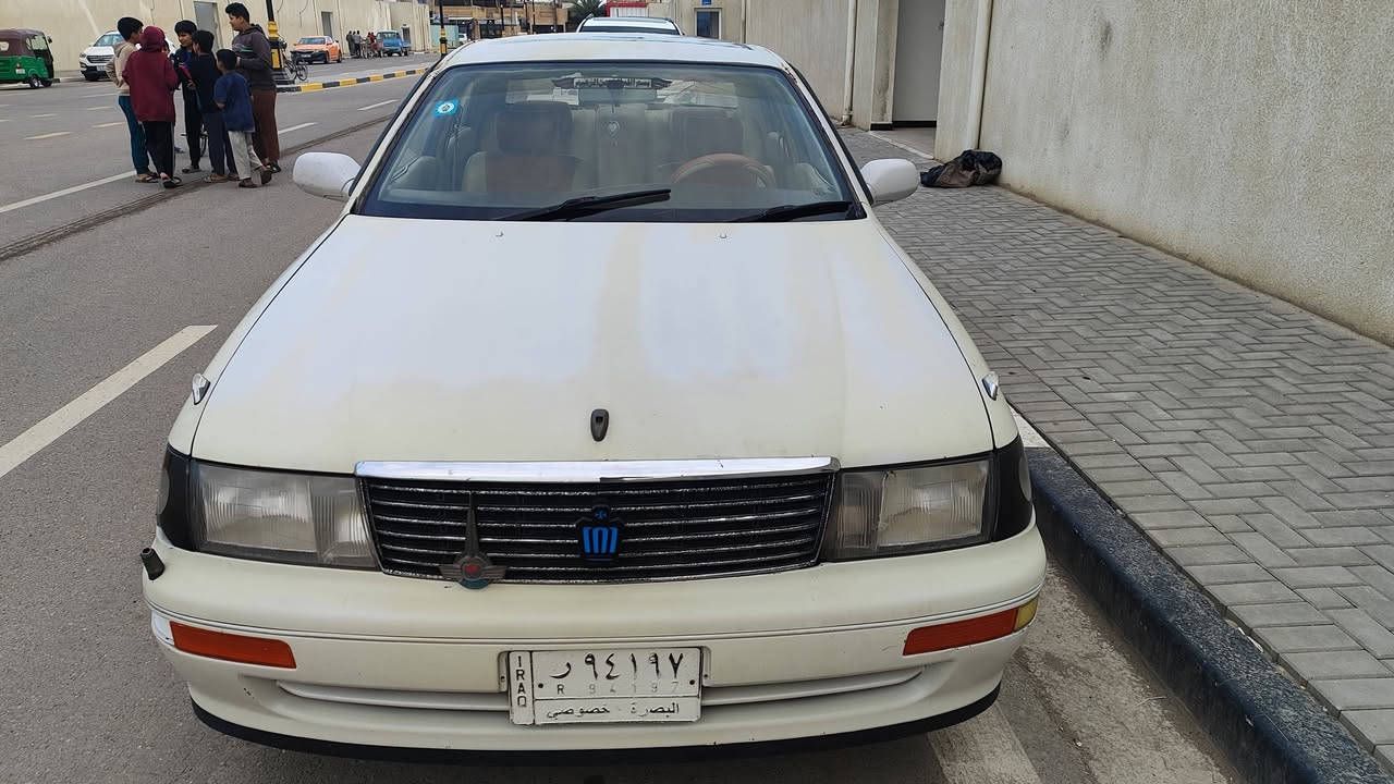 السلام عليكم سيارة بطة 1992محرك 3000 تبريد شغال حدادة جديدة طخم تاير إمامي جديد سنوية لل 2027 السعر 50 وبيه مجال ***********
