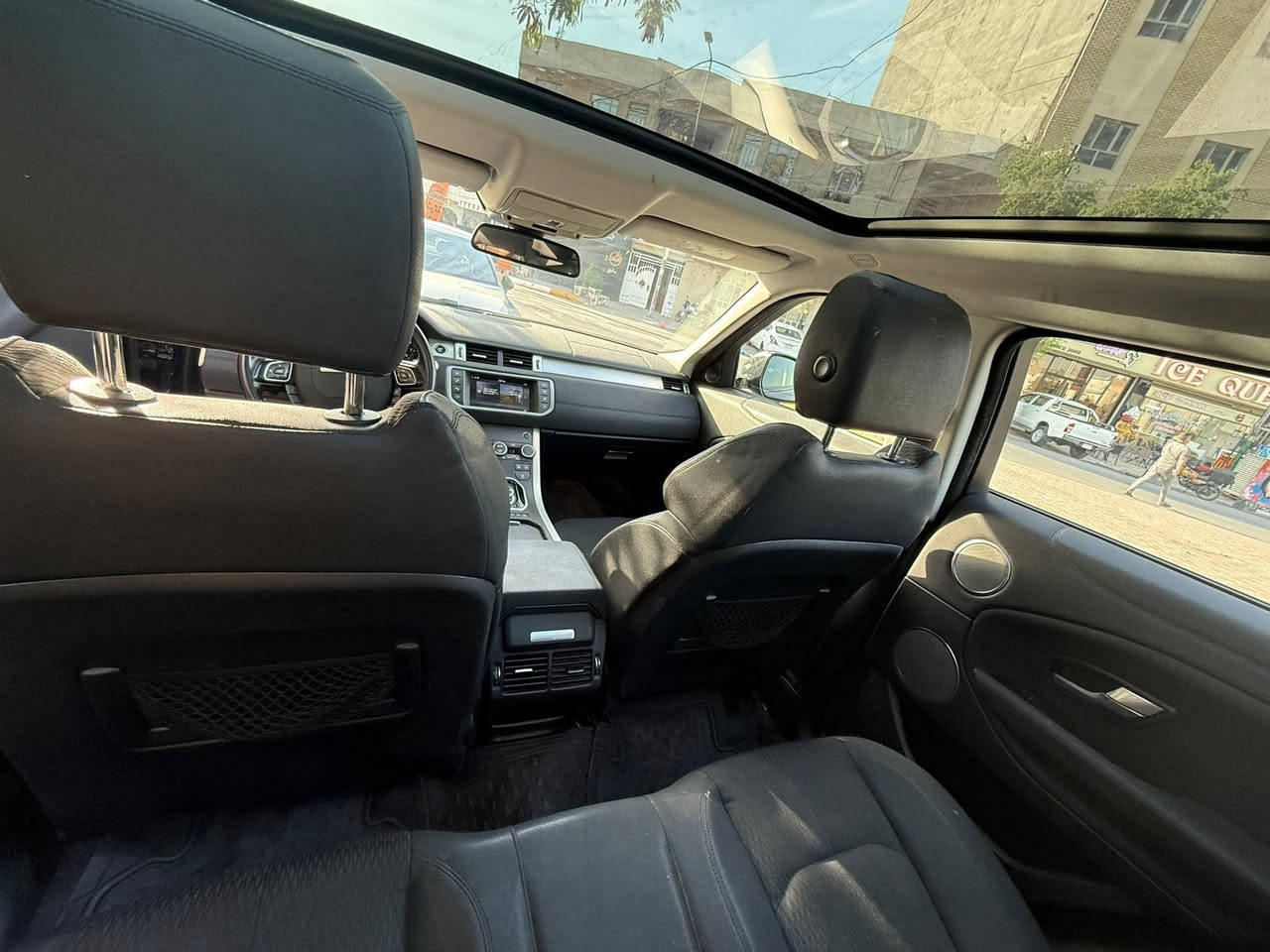 لبيع رانج روفر ايفوك 2019
ماشية 050389
شاشة
الكير  ماوس
وحدة تحكم
فرام يد الكتروني
مثبت سرعة
تحكم مقود كامل
مانع انزلاق
مانع انحدار
نظام للتحكم بالثبات
أنظمة قيادة
سبورت_عادي
بانوراما
لطاش عالمقود لتبديل الغيار
السيارة خليجي وكالة سردار مع شخوط قليله 
للتواصل ***********
السعر اتصال على هذا الرقم
