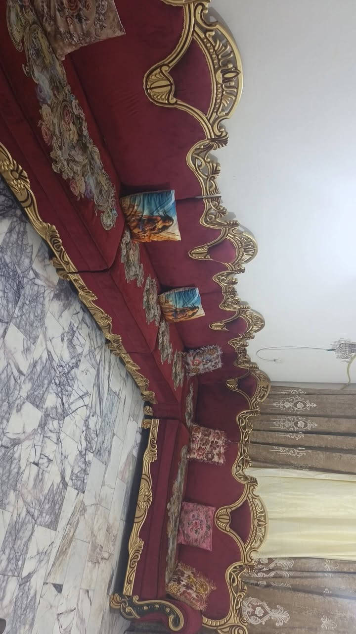 سلام عليكم تخم للبيع نضيف ١٠٠% مابي أي شي ١١ مقعد العنوان بغداد البلديات المضمار الرقم بي واتساب ***********
