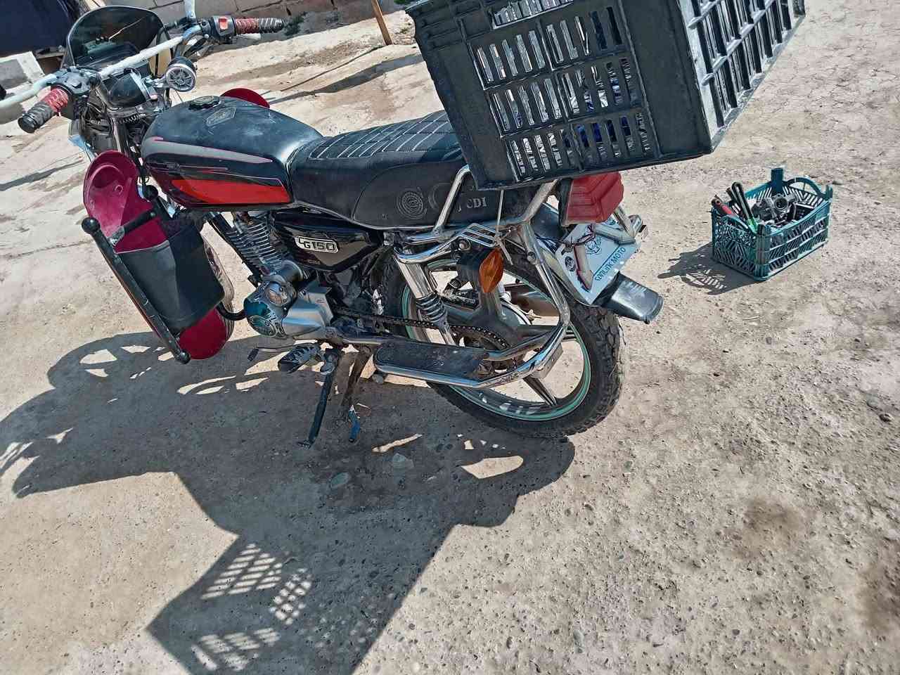 ماطور جني ابو الكله موديل 18محرك نضيف كهربائيات شغاله سلف شغال وياله انضاف تواير جدد تشغيل عن بعد السعر 300مكاني الحويجه داخل لتصال ***********
