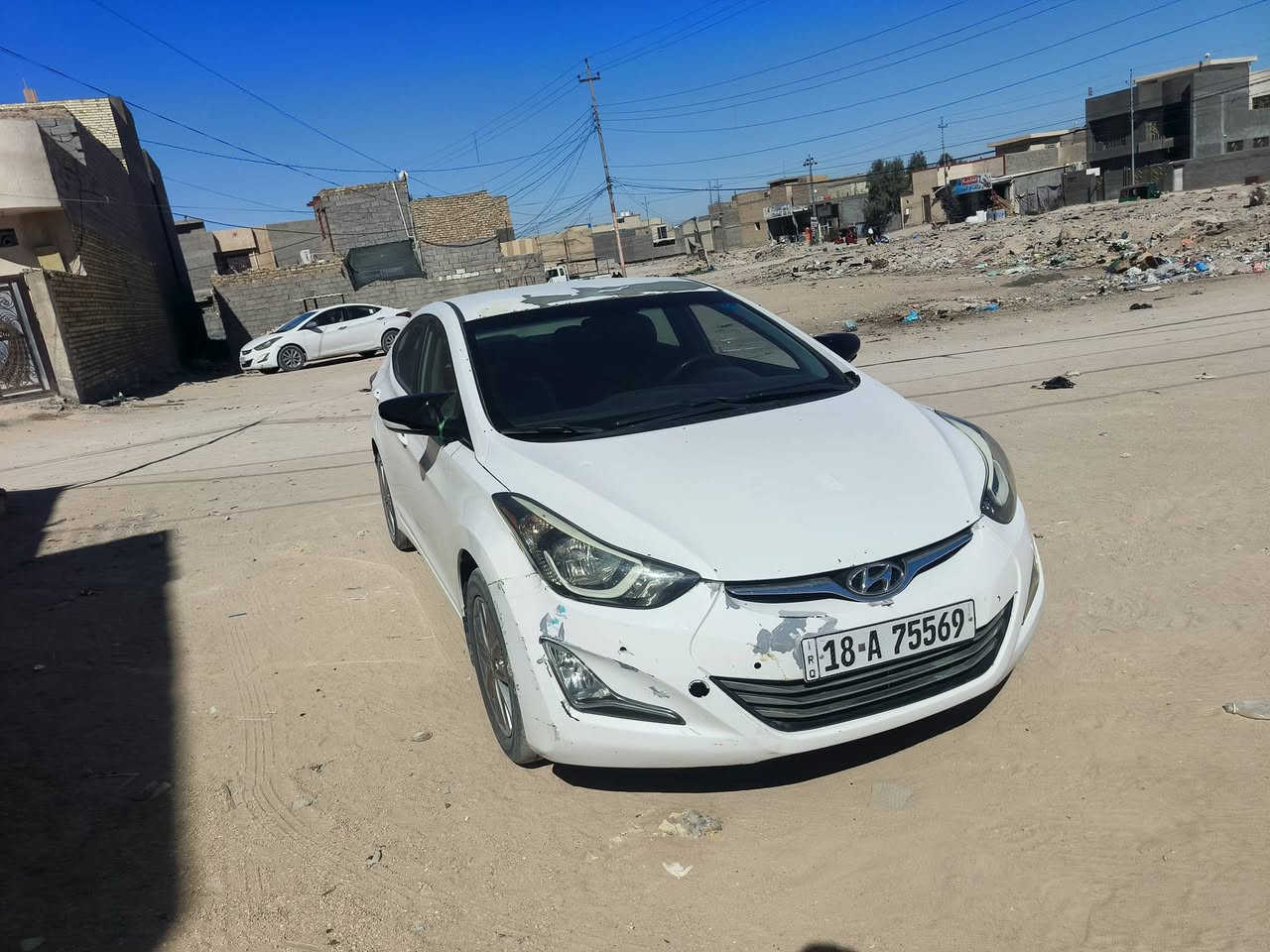 بيها ٤ قطع صبغ والقمارة شويه مكشرة صبغ
موصفات ٣ انظمه قيادة 
سبورت 
واعتيادي 
وتوفير 
وبيه ايكو 
تحكمات استيرن
مراوس بهايبرد او بيع ***********
#الكل
