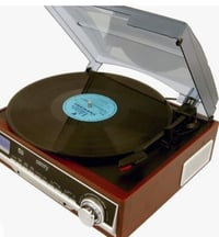 كرامفون جديد غير مستعمل السعر ٨٠ الف للتواصل 07804216294