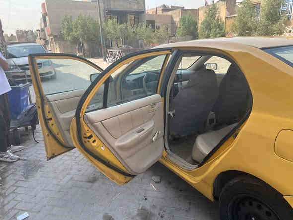 سيارة مستعجل عالبيع BYD F3 2010
بسمي تحويل ثاني يوم 
السعر    29  قفل 
مكينة مسيوبوشي ياباني
تبريد شغال والسيارة جاهزة كلها
العنوان مدينة الصدر 
اتصل
***********
