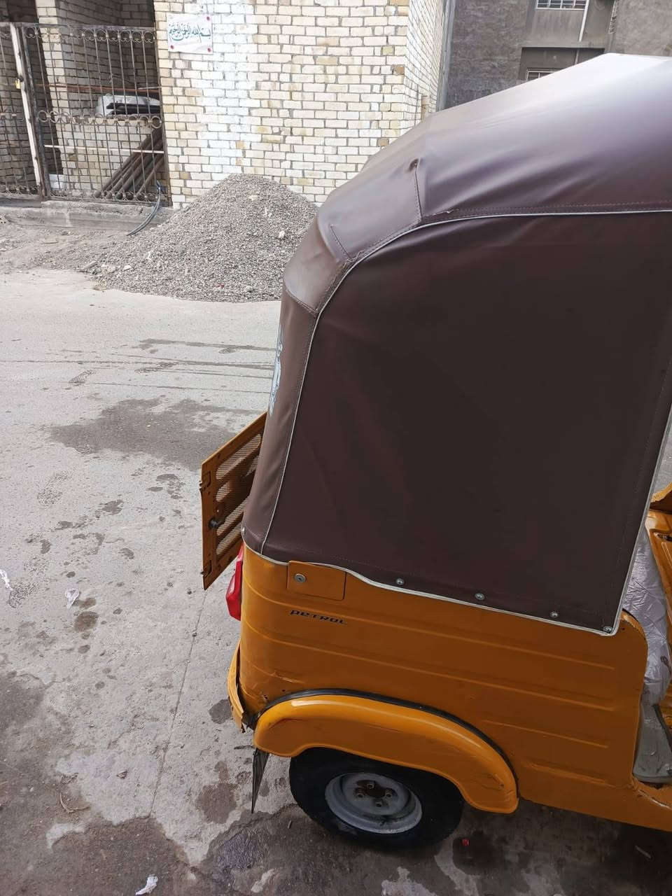 تفاصيل بل فديو باجاج  مديل ١٨  اوراق كامله  كير ومكينه خير من الله بدي كدامك نضيف مال عيشه من ايدك للشارع ربع متصرف عليها سعرها ٣،٧٥٠ الموقع الأمين الثانية شارع النواب *********** واتساب موجود
