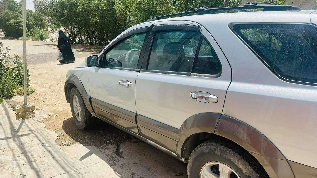 سلام عليكم سورنتو 2006ورد امريكي حادثها جوملغ خلفي معدل بارد مصبوغة حزام اجمالي رقم بصره مشروع وطني بيها خياس قليل بالجنطه مكينه كير كفاله سعر 82وبيها مجال ***********
