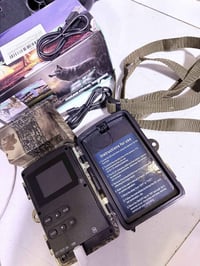 كاميرا طاقه شمسيه • بطاريات • شحن كهرباء