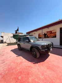 جيتور 26.  لاكجري مكفوله.  ماشيه 2700  السعر 43500  للاسفسار 078865583...