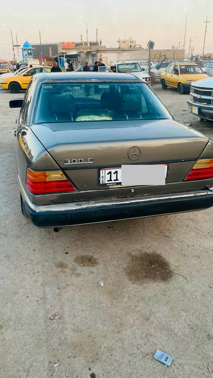 السلام عليكم
مرسيدس  دب موديل 92   
محرك vvt 2500 بطه
قواعد دبلات مصلحات مكينه حداديه خير من الله غرفه جديده
كشنات كهرباء رڦـٍُـٍُم دولي بغداد راعيها بالعمارة سنوية 31 تريد تحويل تريد وكالة
سعر 42 وبيها مجال
مكاني ميسان رقم تلفون ***********
