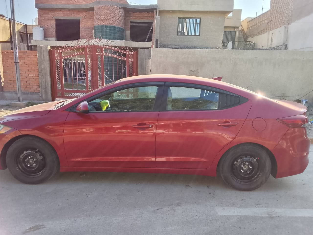 للبيع النتره موديل 2017 وارد امريكي بدون يرباك لغد شاصي كفاله صور الحادث مرفقه بل منشور مكان السياره بغداد السعر 128للستفسار ***********
