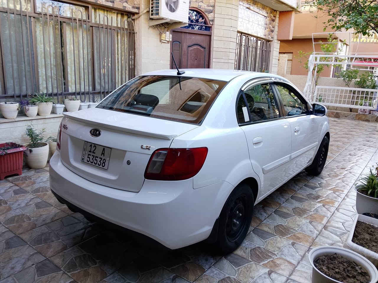 للبيع كيا ريو موديل 10بدون ضرر صبغ سياره جديدة محرك كير شرط سعر 107 مكلف بل نشر رقم***********/ ***********
