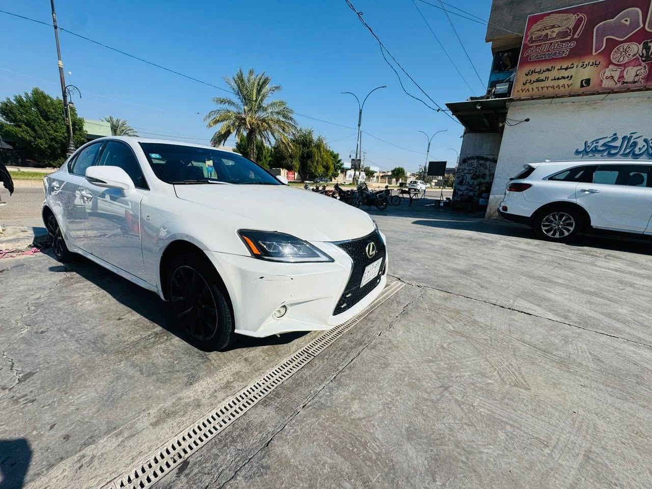لكزز IS 250 موديل 12 خليجي قطعتين تبريد كوشنات كهربائية تدفأه بصمه هواي مواصفات بيها رقم بغداد بسمي العنوان صلاح الدين قضاء بلد رقم *********** السعر 120
