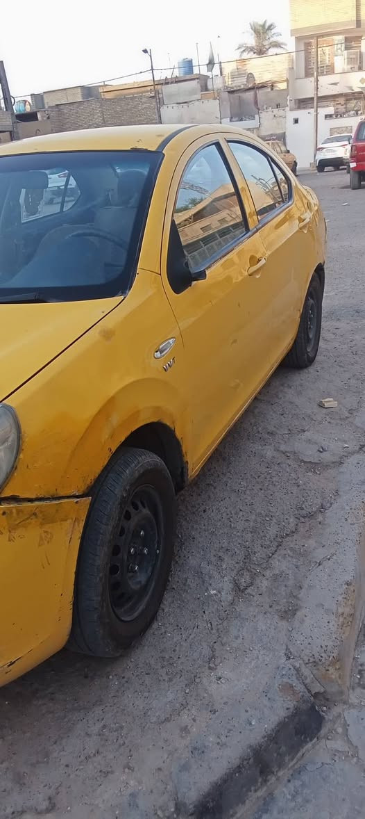 للبيع سياره صيني مكينه وكير كورله السعر 15ورقه مكاني بغداد ***********
