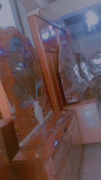 غرفة خشب • نضيفه • قابلة تفاوض