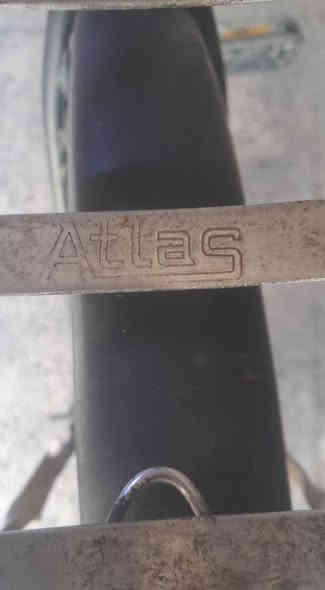 السلام عليكم بايسكل اطلس ٢٦كامل على وضعه للبيع ٧٥ والرزق على الله*********** بغداد الكرخ
