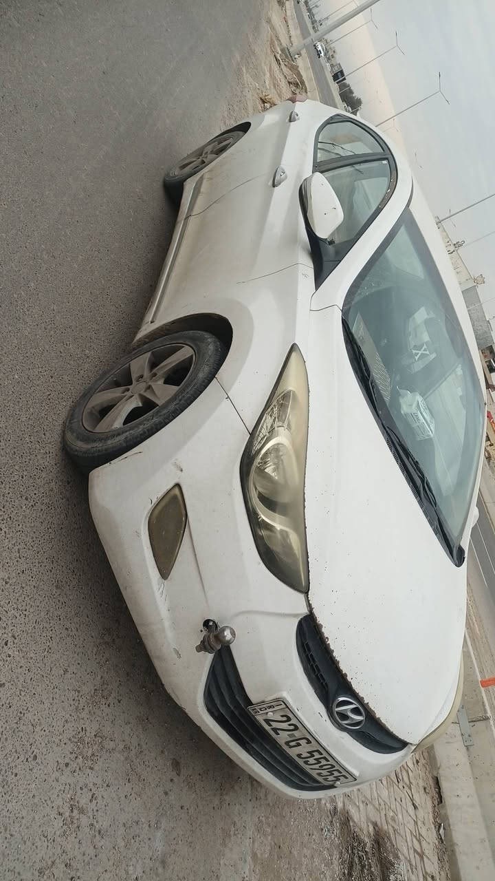 السلام عليكم النترا خليجي موديل 2012
بدون اي ضربه ما بيها اي صبغ مكينه 1800 دوش مكينه كير مكفولات رقم مميز سيارة كل نقص ما بيها عارضها 97 مع المجال القليل *********** اتصل فقط مكاني بغداد
