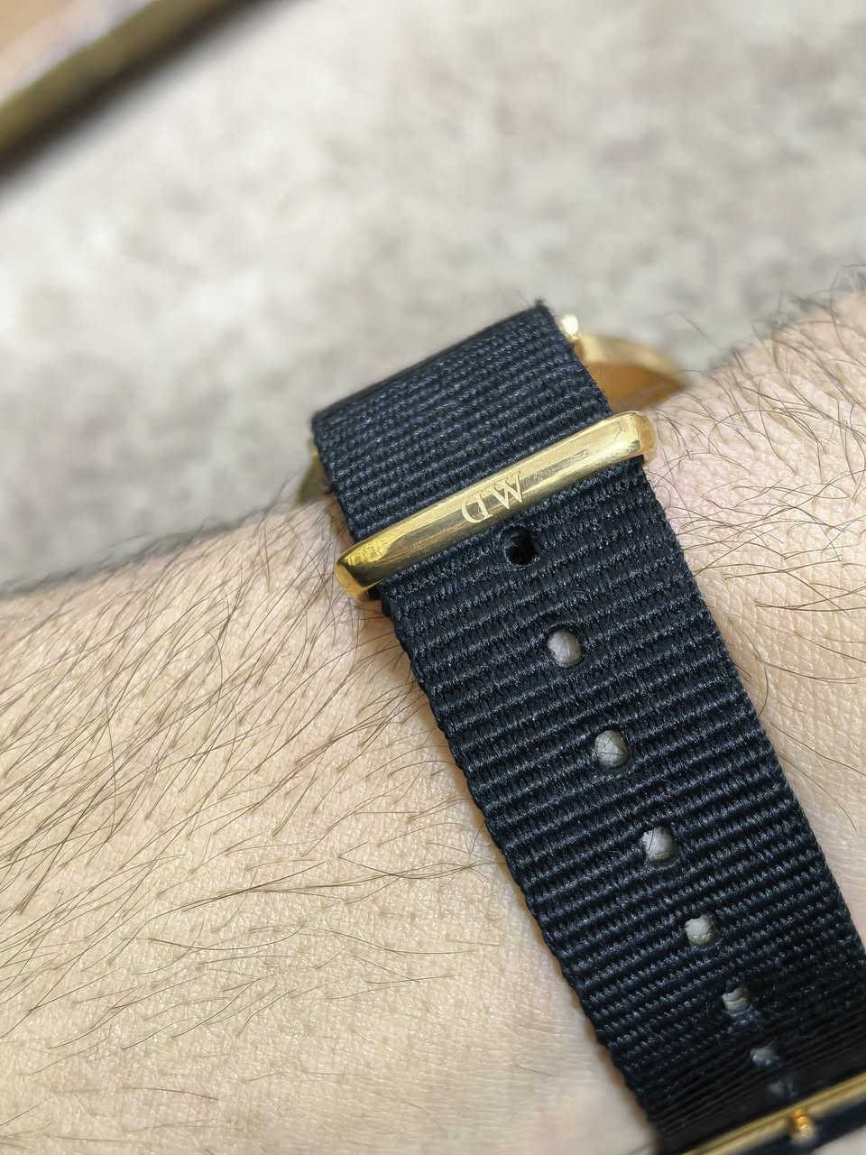 ساعة دانيال ولينغتون (Daniel Wellington) الأصلية - كلاسيك كورنوال ⌚✨


**إذا كنت صاحب هذا الإعلان وتريد حذفه لأي سبب، رجاءا أرسل رسالة إلى الدعم الفني**