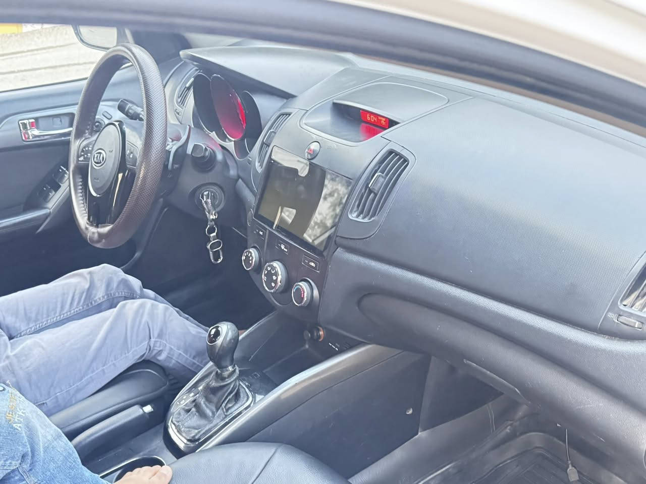 سلام عليكم للبيع سيراتو  موديل 13 خليجي رقم وسنويه جديد سليمانيه باب صبق كير محرك مكفول تخم تاير سدر جديد العنوان ديالى السعر 105‭
 
***********
