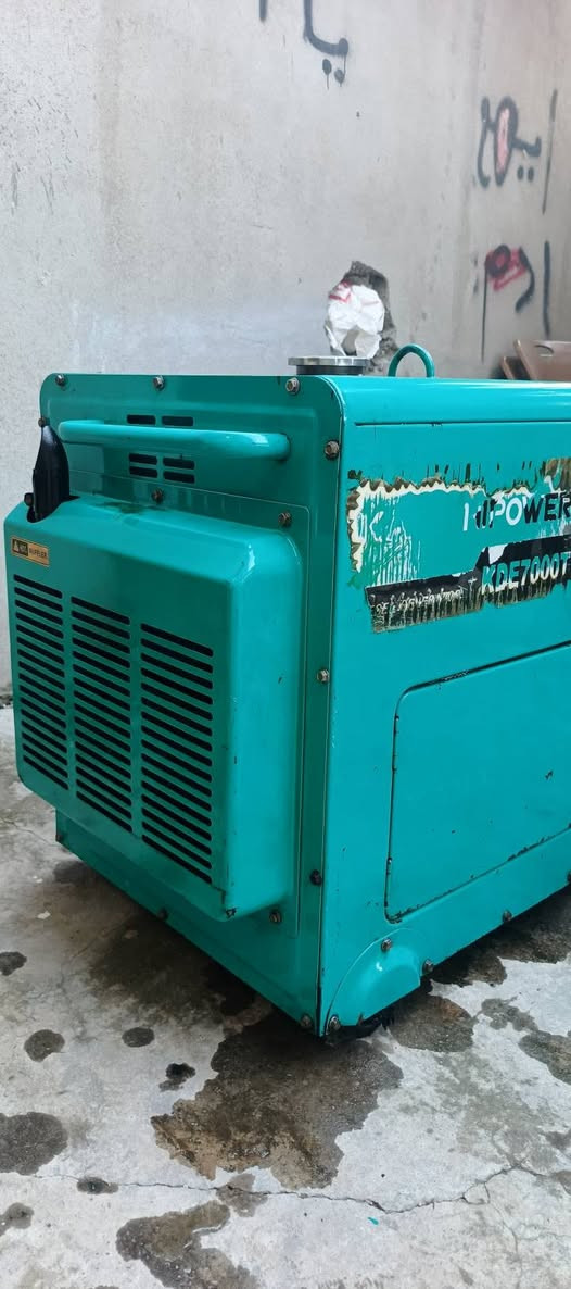 السلام عليكم  مولده كاز صندوك كاتم 25 امبير سلف فقط يعوزها باتري. عل فحص السعر 600 وبيها مجال  مكاني موصل حي الانتصار  *********** بي واتساب
