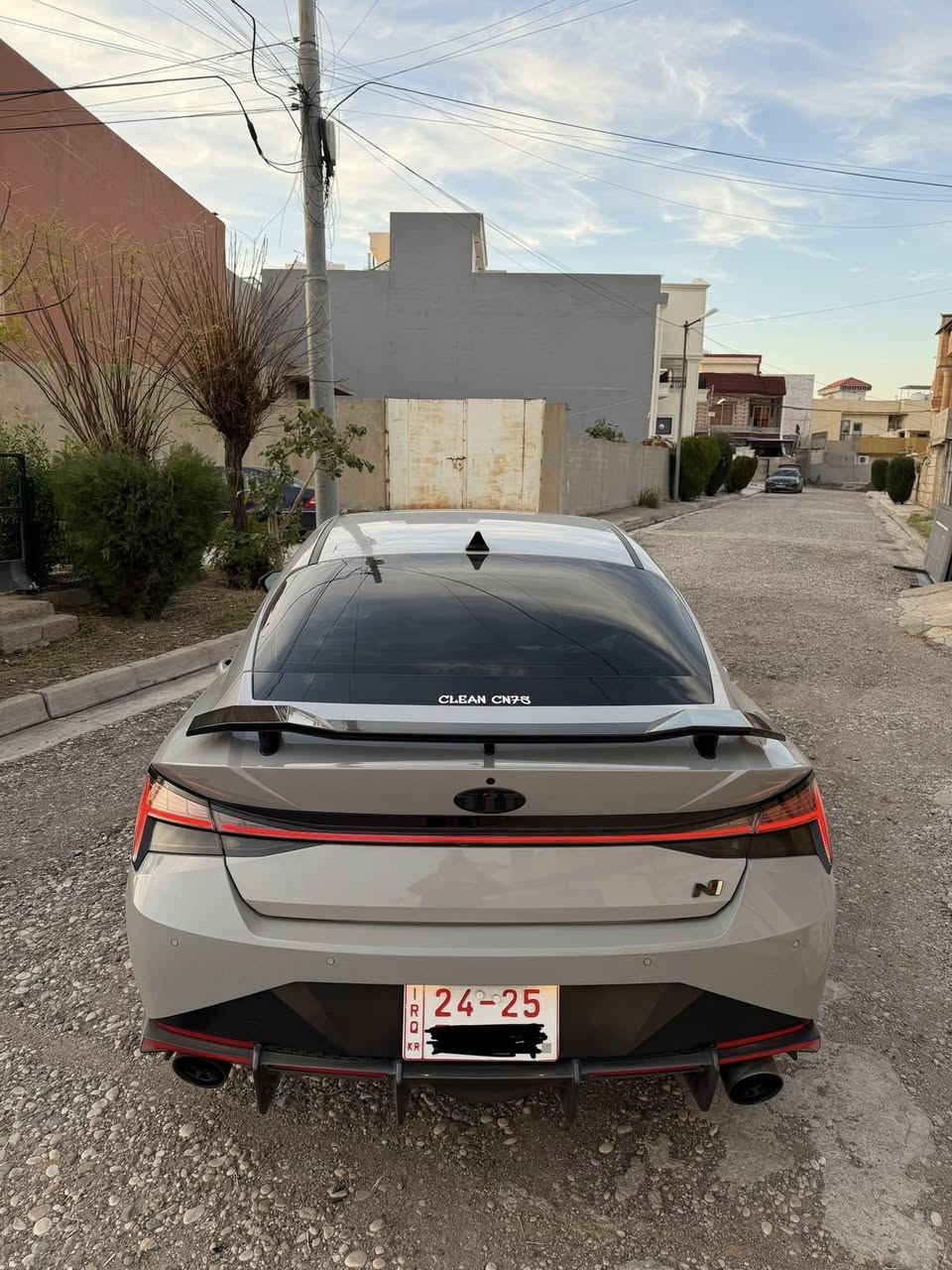 النترا N 2023 لون سمنتي فووووووول ماشية (45) فقط.!
﻿﻿:محركها 2000 توربو
﻿﻿: السرعة 300
* :السيارة نضيفه بيها كلير امريكي قطعه 

* مواصفاتها:

بصمة
فتحة سقف
تشغيل عن بعد
انارة ترحيب عند الاقتراب
شاشه ديجيتال
تدفئة كشنات
نقاط عمياء
توقف ذاتي
كروس سرعة
تحديد مسار
كامرة دوارة
اوتو هولد
لد داخلي بالدشبول
لدات اماميه وخلفي + لايت زنون
حساسات ورادات

لبيع سعر خاص
﻿﻿السيارة بيه هواي مواصفات تجي وتشوفة والسيارة احلى من الصور بألف مرة
مكانهه عقره
***********
***********
