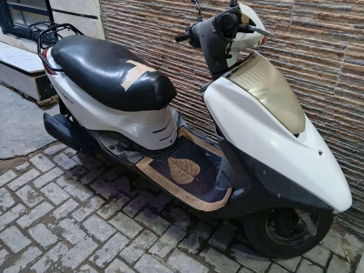 بريز لايت جوة بدون كل نقص للبيع السعر 600 واتساب + اتصال *********** بغداد شارع الكفاح
