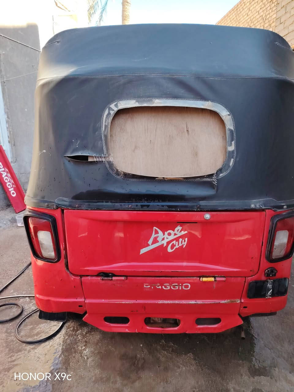 تكتك بياجو
موديل 20.      اوراق اصولي
خير من الله كبل للشارع    سعرة ((مليون و 200))
مكان الحلة الحمزة الغربي  ***********
