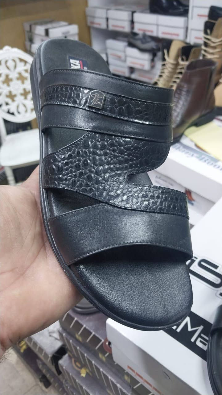 شحاط رجالي جلد طبيعي 
داخل والخارج وطركة طبي
 علب قياس  45-40
  الكارتون 8 قطع 
سعر 130.000 الف
الكارتون لون واحد 
الكمية جدا محدودة


**إذا كنت صاحب هذا الإعلان وتريد حذفه لأي سبب، رجاءا أرسل رسالة إلى الدعم الفني**