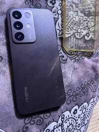 ريلمي C85 • ٢٥٦ • ١٦