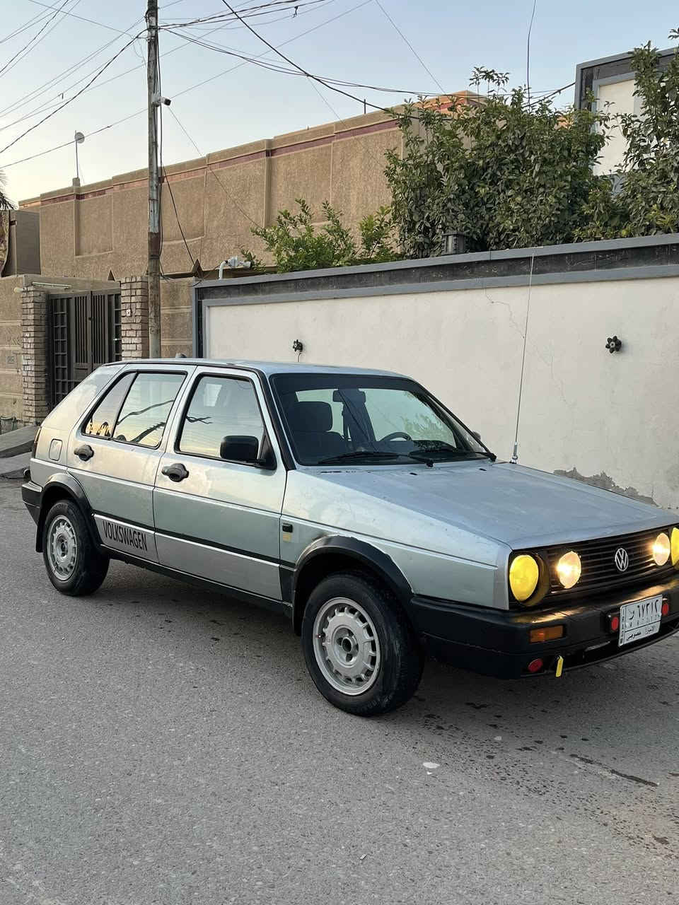 السلام عليكم سيارة كولف موديل ٩١محرك دوش 1800 مكفول صدر أمام خلفي جديد گير أوتوماتيك تخم تاير تنورة صالنصه جديد كهربائيات شغاله باتري وبلكات جديد سنونيه ساقطة رقم أنبار مشروع وطني سياره بسمي تحويل مباشر مكان فلوجه رقمي ***********
