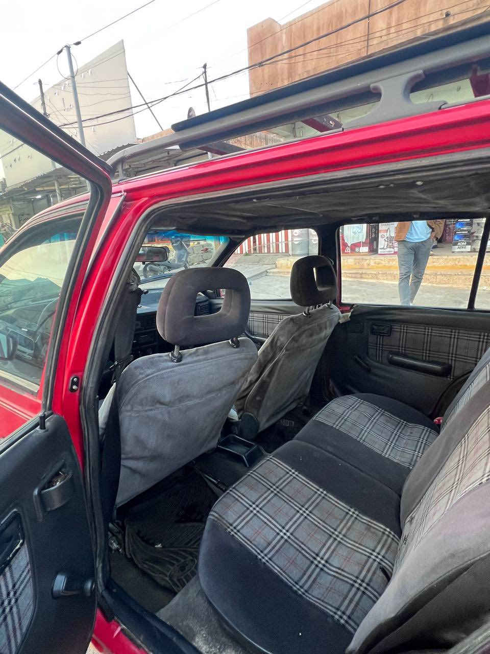 كاديت ستيشن للبيع 
مكينه وكير وطخم حيل نضاف +رقم الماني +بيها كابون+ طخم تايرات جداد 
السعر 28 وبيها مجال بسيط للطيبين 
التواصل ***********
ملاحضه :الرقم بي واتساب
