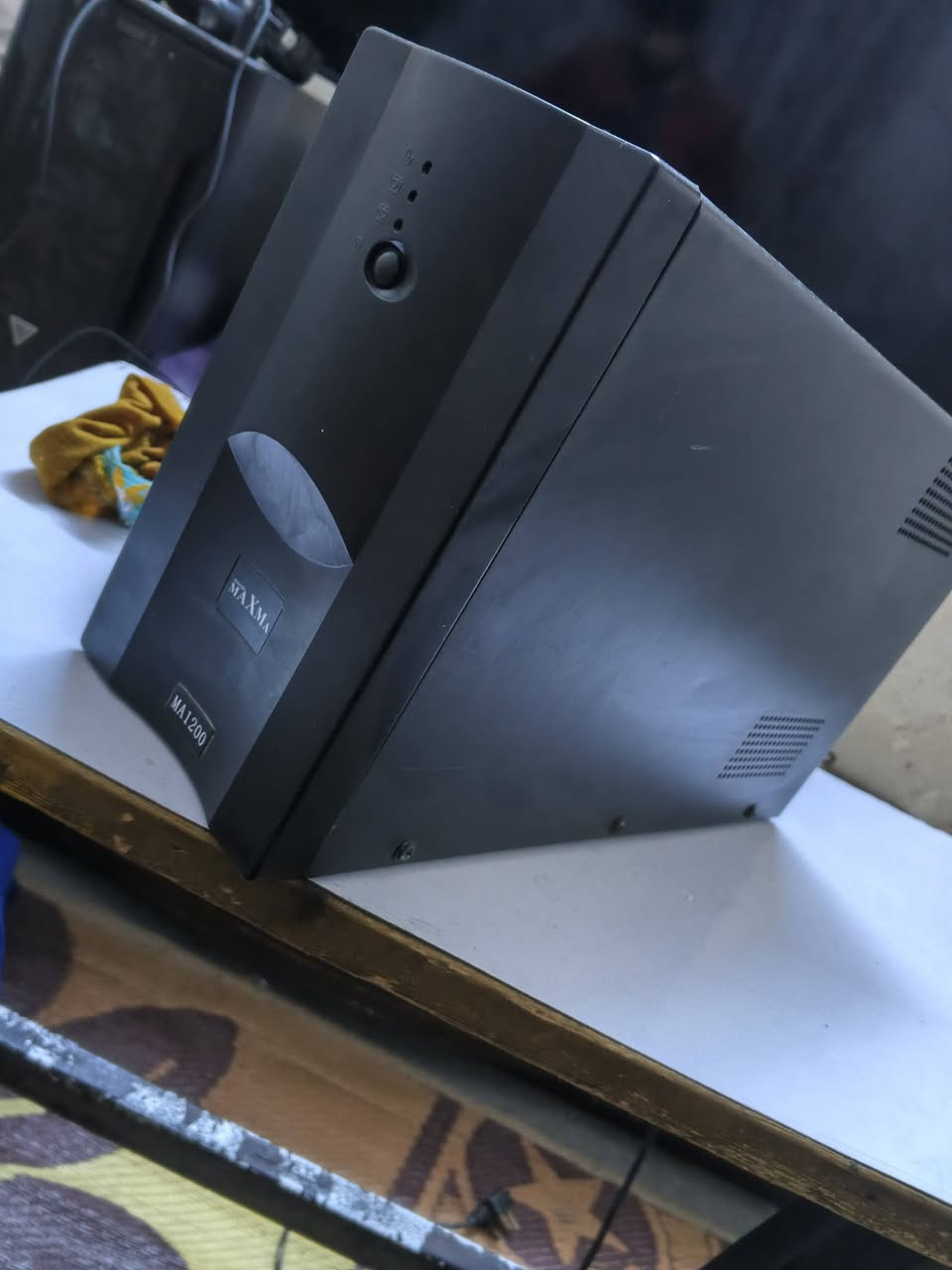 السلام عليكم يو بي اس المكزمه 1500 بطاريات جدد السعر 75 وبي مجال مكاني بغداد مدينه الصدر ***********
