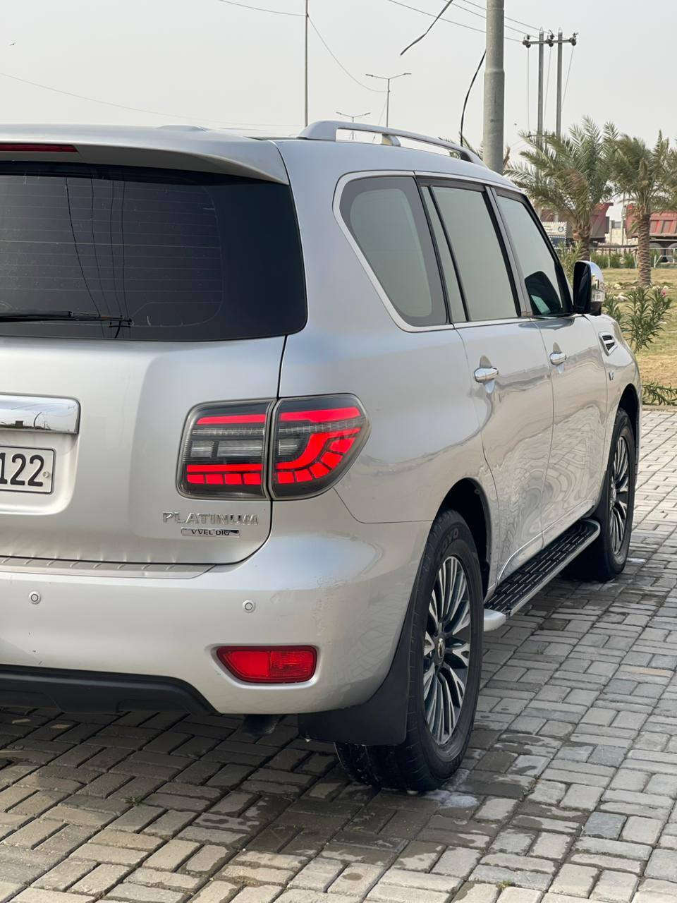 السلام عليكم للبيع باترول موديل 2014
 خليجي بلاتينيوم كفاله عامه 
حجم المحرك : V85.6L,سلندر)
(PLATINUM) المواصفات
فول فول مواصفات 1/1
فتحة سقف سلايد
دة بل اكسل : AWD
صمة ابواب
بصمة تشغيل
REMOTE START : شغيل عن بعد
شاشة دشبول ديجيتال
شحن وايرليس
كاميرا 360°
كاميرا امامي
كاميرا جانبي
كاميرا خلفي
رادار 360°
AUTO START : اوتو ستارات
AUTO STOP : اوتو ستوب
رادار امامي (تحديد مسار)
رادار جانبي (نقاط عمياء)
رادار خلفي (التحذير من الاصطدام)
حساسات 360°
حساسات امامي
حساسات جانبي
حساسات خلفي
(VIP) كشنات
كشنات جلد
لشنات كهربائي
كشنات خزن+ميموري
كشنات تبريد
شنات دفئة
تحكم استيرن
استيرن كهرباء
استيرن خزن+ميموري
استيرن دفئة
تبريد لمس
 تبريد مركزي
مراء شفط كهربائي
صندوق شفط كهربائي
لايتات (LED) ليد عدسة زينون بيلادي
بلاجيكتور (LED) بيلادي
بكلايتات LED بيلادي
ويل كروم
وبعد هواية مواصفات...
تفاصيل اكثر الاتصال ***********
مكاني نجف الاشراف
