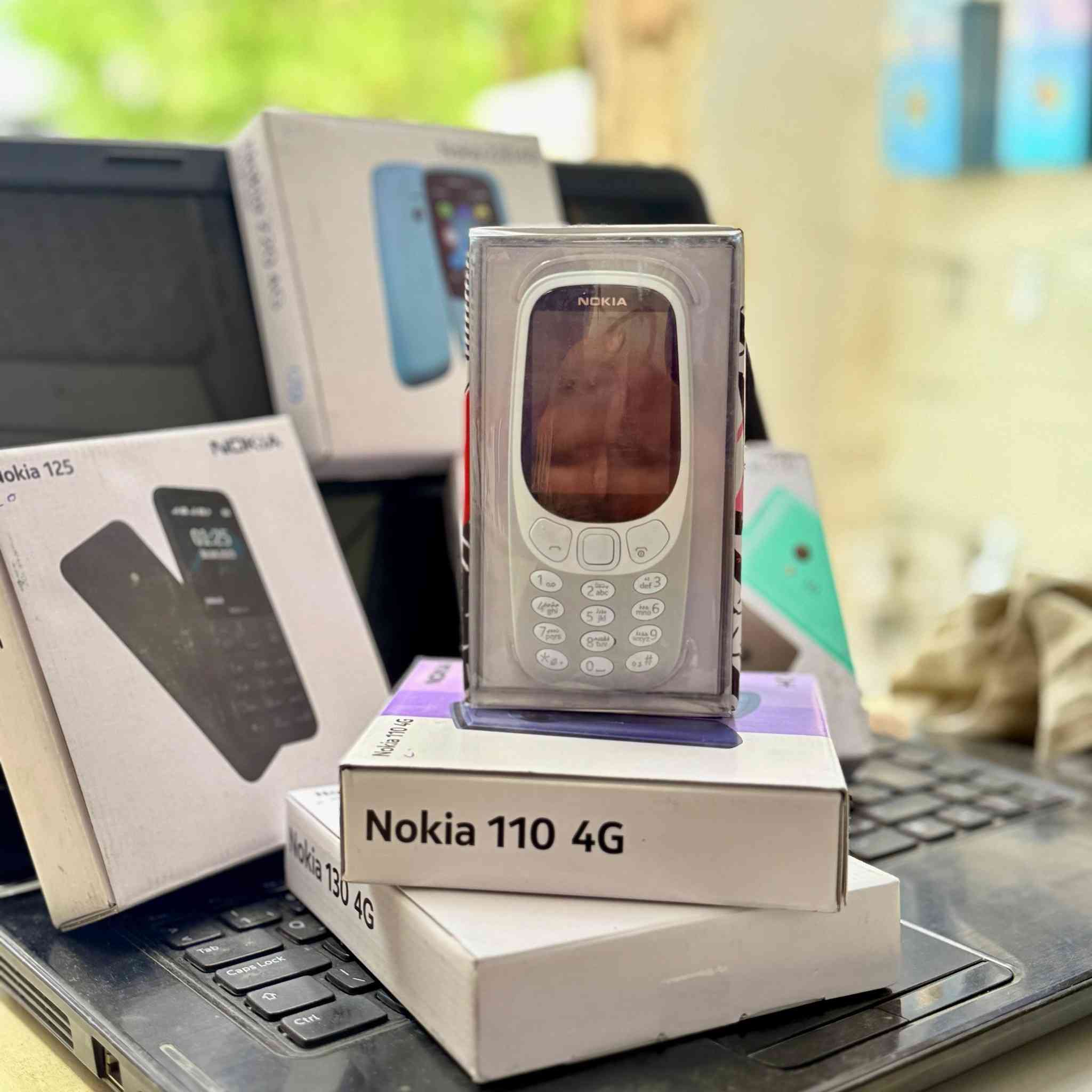 1000 دينار فقط 💵🔥

سماعات 🎧
شاحنات 🔌
كفرات 📲
كيبل AUX 🧵
بسعر #الف_دينار_فقط

اضافةً الى :
ستاند حامل هاتف 🤳
شاحن ايفون  اصلي بضمان سنة كاملة ✅
توصالة سماعة اصلي مباشر 🔥
وايظاً شاحنات اصلية من شركات معروفة ✅
و اجهزة #نوكيا بانسب الاسعار 🔥

📞 للاستفسار اتصل : *********** 
🔺 موقعنا : ديالى - بلدروز - مقابل انفنتي مول الجديد ☑️
