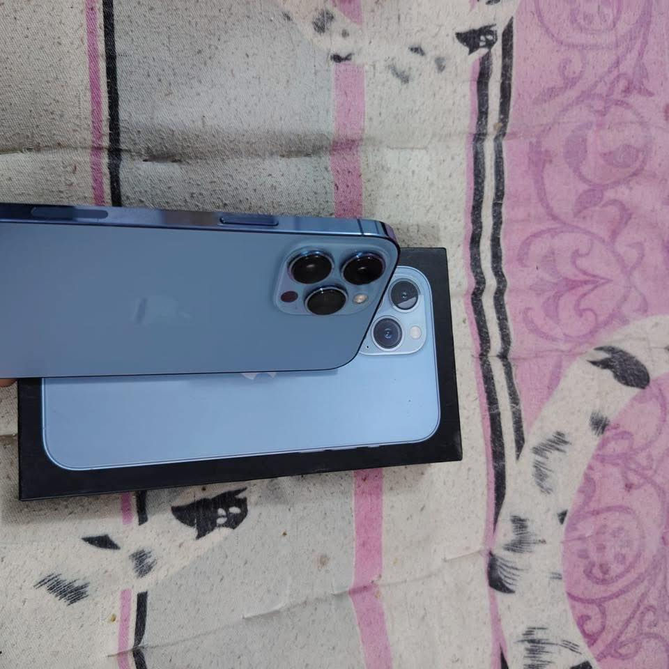 ***********
آيفون 13 برو ماكس

بطاريه99

ذاكره256

كفاله عامه وشرط لحاسبه

هوه وملحقاته

سعره725
