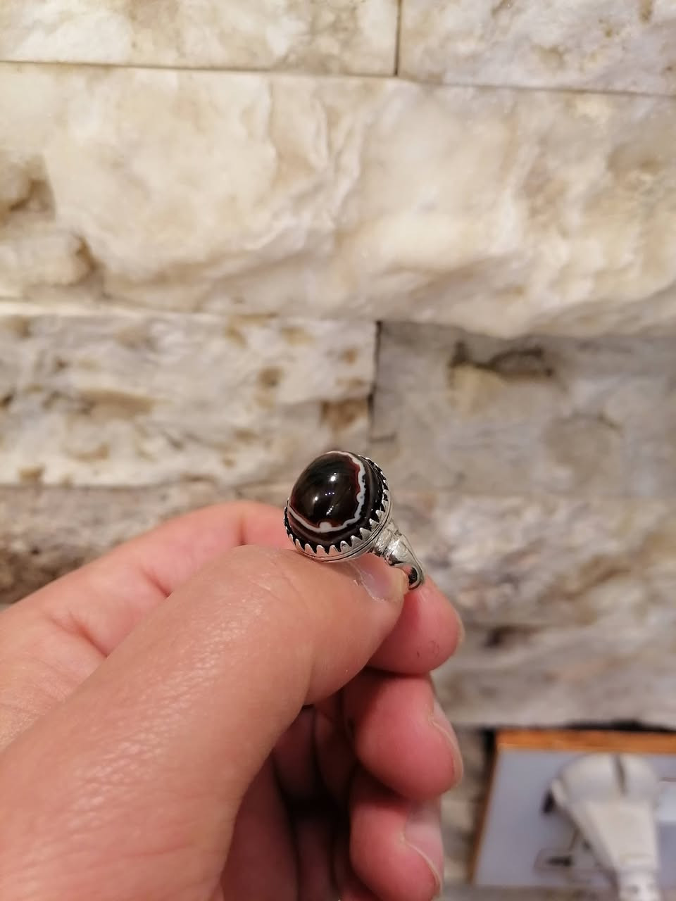 السلام عليكم
محابس فضه 925 شرط عدد ٦ قطع
أحجار العقيق اليماني شرط
وجزع اليماني
وحجر حديد صيني مشروط مخطوط
المكان النجف الاشرف ويوجد توصيل


**إذا كنت صاحب هذا الإعلان وتريد حذفه لأي سبب، رجاءا أرسل رسالة إلى الدعم الفني**