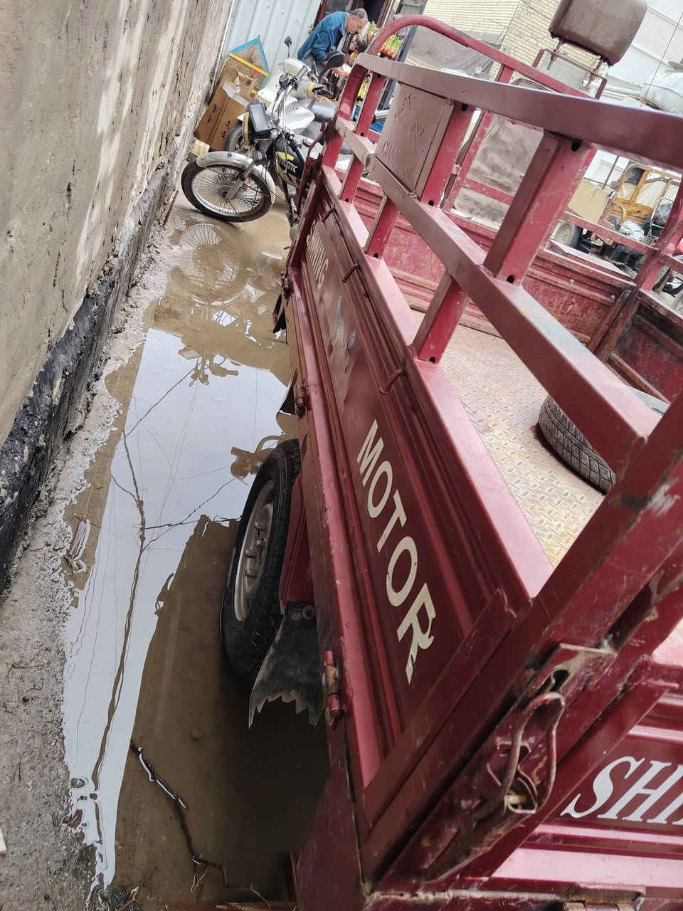 مديل ٢٢ كفاله عامه مليون و٦٠٠ وبيها مجال بغداد الشعله الخطيب الزراعي ***********
