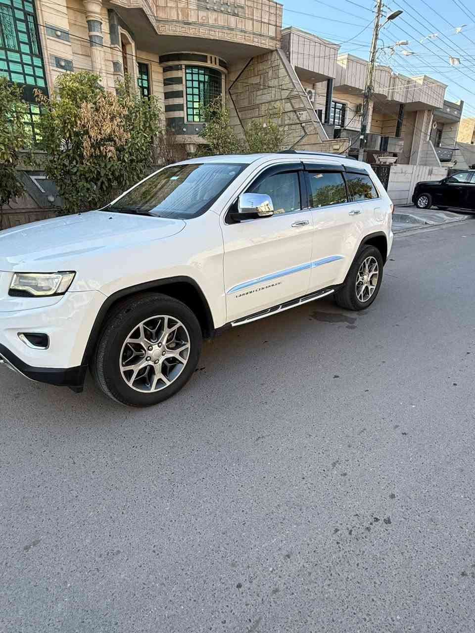 السلام عليكم للبيع أو مراوس جيب 2014  خليجي
لمتدد جكات تصعد وتنزل   
 فول مواصفات 1/1 وكالة
رقم سليمانيةالدولي الجديد بأسمي  
6 سلندر حجم المحرك: 3600
دبل سلايت بانوراما 
تشغيل عن بعد 
شاشه جبيره 
شفتات ستيرن 
خزن وضع المقاعد وستيرن
داخل بيجي 
انارة ترحيب بالبوب 
جنطه كهربائي شفط 
ويل كب عنكبوت مال ٢٠ 
دبل كزوز خلفي 
حساسات اماميه + خلفية 
سستم صوت 12 سماعة 
دمامي خلفي بلصندوك
اوتو بارك مساعد اصطفاف
قطعتين تبريد ثلج 
كشن خزن ميموري 3 وضعيات
 مقاعد جلد اصليه  بيجي 
اثنين كهرباء (تدفئة+تبريد) 
تدفئه بلاستيرن 
سيدي بلجكمجه  
يدات ستيل اصل 
الداخل صاج ملكي  
 كامرة خلفية دوارة اصلية
 استيرن كهرباء +  تدفئة
 فول تحكم استيرن (جهتين امامي + جهتين خلفي) 
 ناقل حركة ٨ نمر
 نظام سبورت s
 نضام اقتصادي
 مري _جانبي_تدفئة مرايا_جانبية_حساسة_للضباب_تعمل_
تلقائياً + اشارة بالمري 
 لايت عدسة زينون يصعد وينزل ويه الستيرن 
زراكات لايت 
كلوب طوارء بلجنطه 
هوكات اماميه + خلفيه 
برده  بلصندوق شركه 
صدر جديد كله امامي خلفي 
باتري جديد 
إدامة كامله للسيارة
بيه جاملغ عكس السايق مبدل وبنيد   
ماشية ١٩٠ كيلو السعر 198 $ هاتف 📞 ***********
