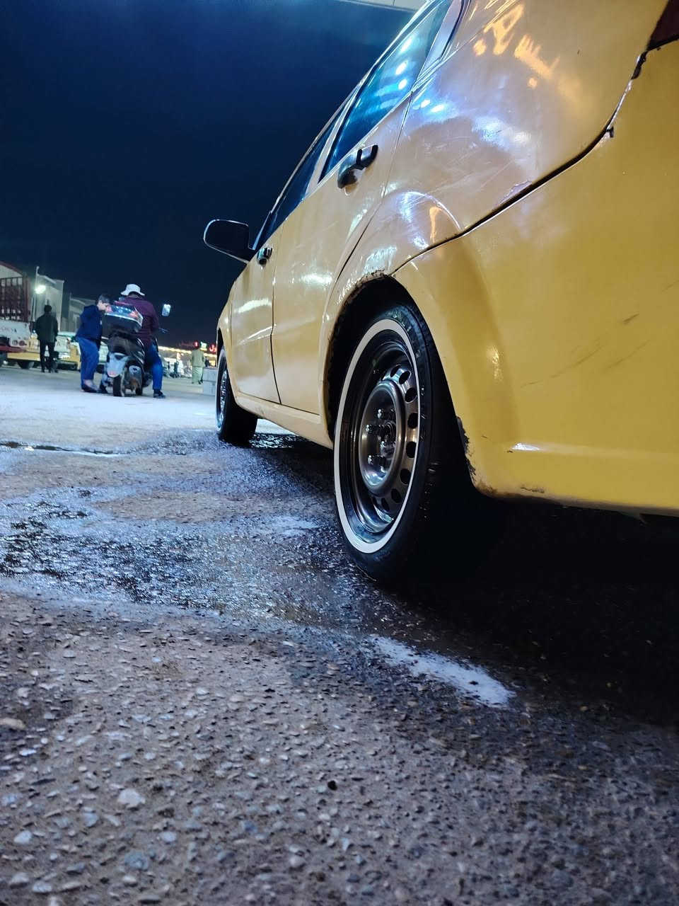 السلام عليكم افيو موديل 2007 خليجي
مكينه وكير كفاله كير عادي تبريد شغال شرط ثلج بس انقطعت الفيشه مالت الكمبريسر شرط شغال كهربائاته كله شغاله السياره 
حداديه نص عمر
تخم تاير وتخم ويل جديد رقم مثنئ انكليزي بسمي هزه جديده مصفره هيئة وغرامات خط جوال جاهزه السياره غرفته نضيفه  الكشر شوف العين مامكفول اكفلك كصه او عيب شرعي إذ بيه. ترهم بيع او مراوس افيو كير اتو  السعر ٤٤ وبيه مجال الرقم ***********
