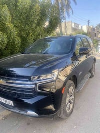 تاهو 2022  ماشيه 155 يعني مماشيه حادثه بسيط امامي 4 قطع صبغ كلير سياره...