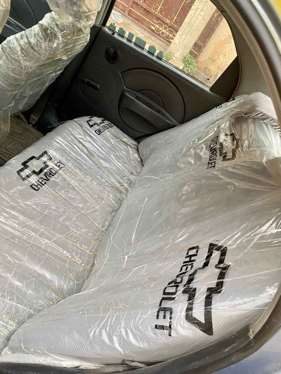 السلام عليكم افيو لبيع راقم دولية صاير حلو سنواي جديده لفين وثلاثين تانتهي صدر جديد تايرات جديد ناقاب صفراء بيها بخار بلا محراك السعره 42 وبيها مجل وهذا رقمي ***********
