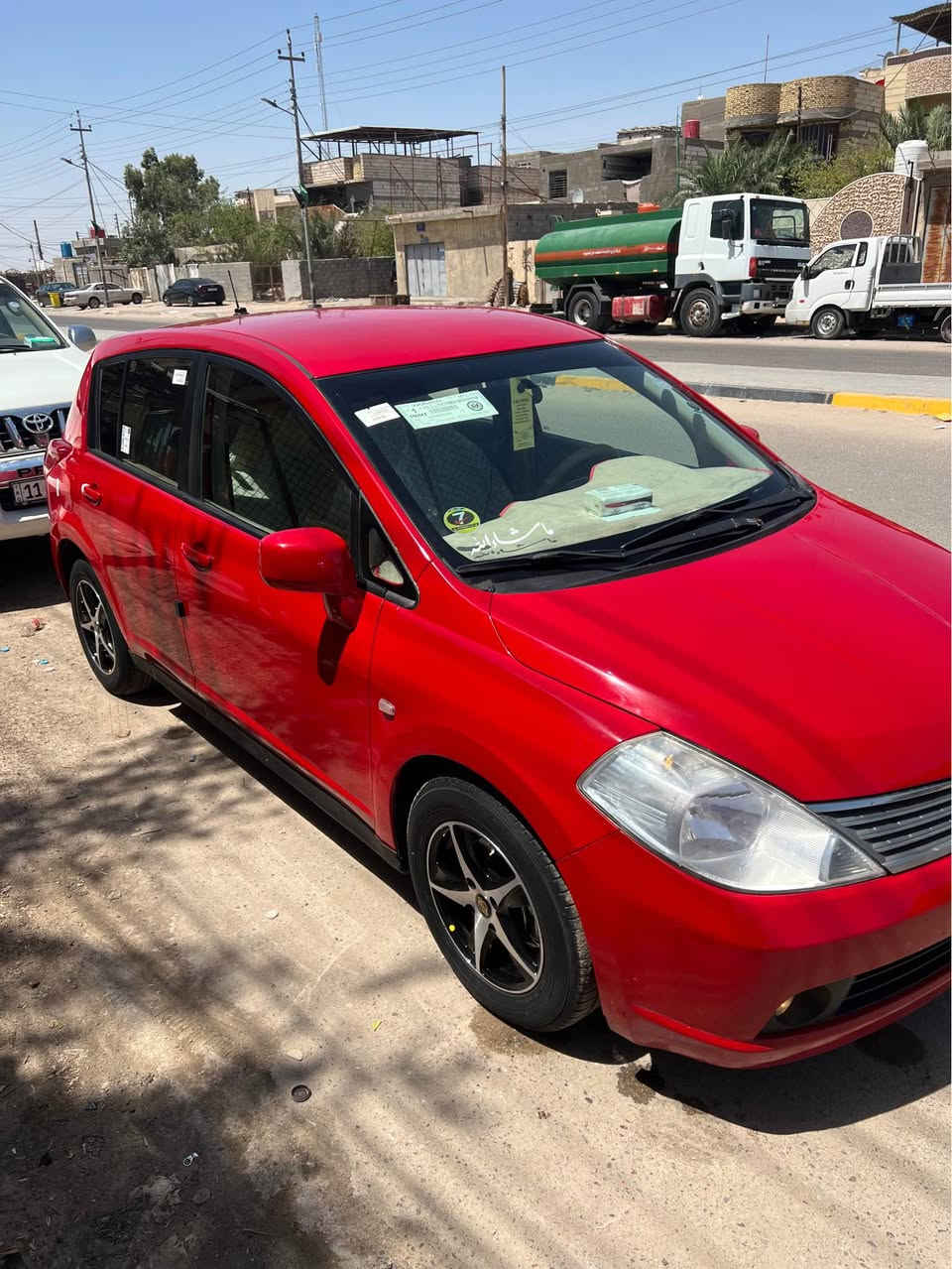 سلام عليكم سياره نيسان تيده موديل ٢٠١٢ خليجي سياره مصباغه عام اثر جراد السعر ٧٧بيه مجال مكاني بصره امن داخلي سياره جاهزه مكينه وكير وتبريد وحداديه جاهزه *********** البصرة, العراق
